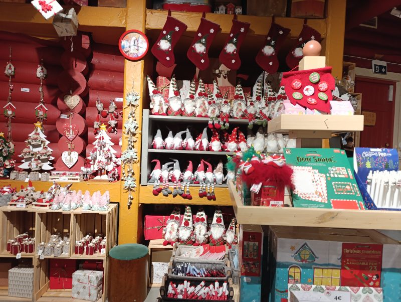 Shop im Weihachtsmanndorf
