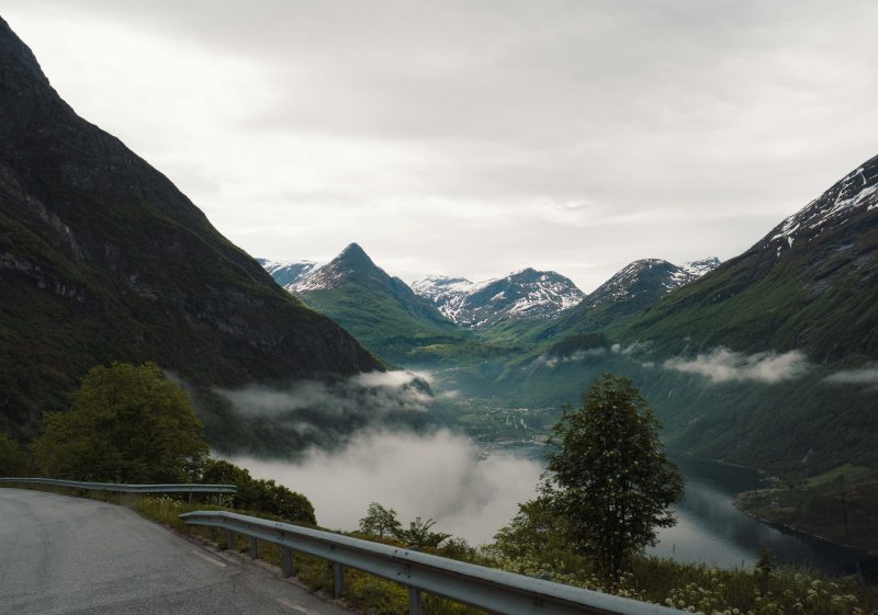 Unten liegt Geiranger