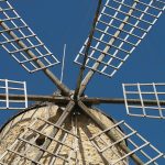 Eine klassische Windmühle Eine klassische Windmühle