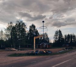 Der nördliche Polarkreis an der 352