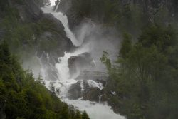 Låtefossen