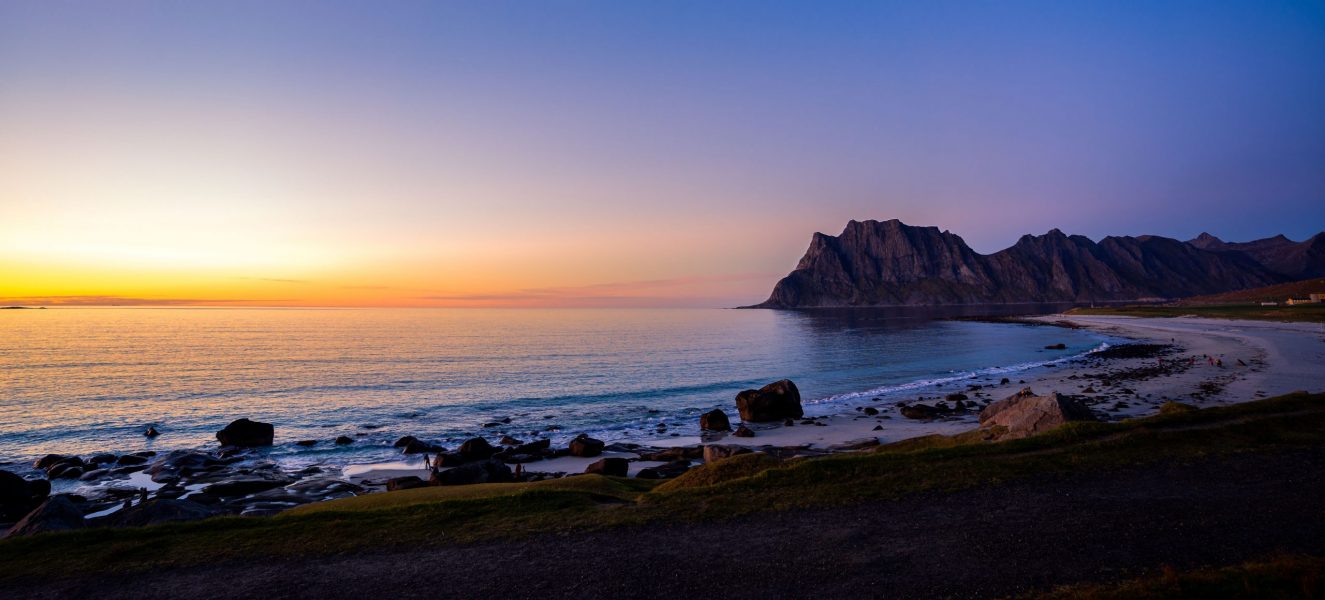 Uttakleiv Beach, kurz nach Sonnenuntergang